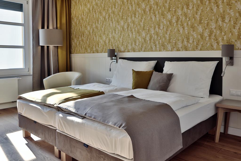 בלטונפנבש Hubertus Hof Landhotel חדר תמונה