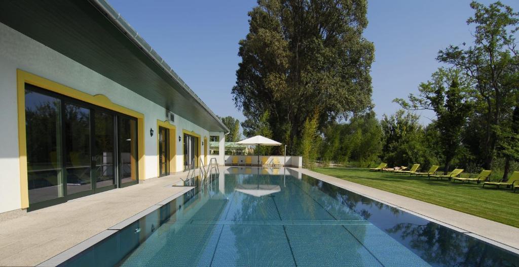 בלטונפנבש Hubertus Hof Landhotel מראה חיצוני תמונה